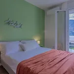Guesthost - Beautiful View 3&4 Apartmán