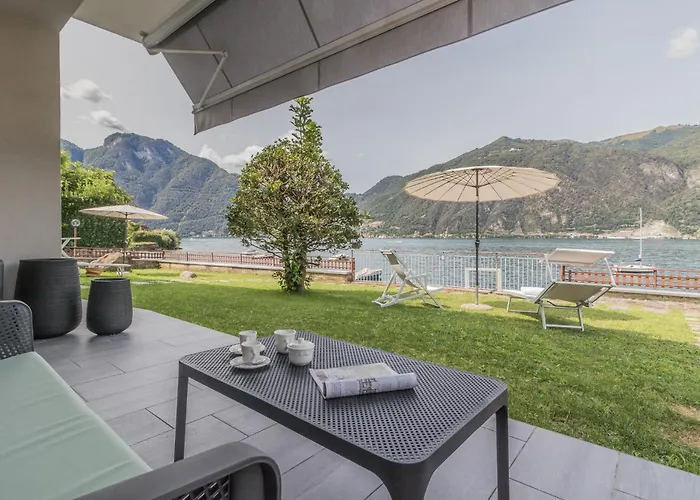 Guesthost - Beautiful View 3&4 Apartment Lezzeno