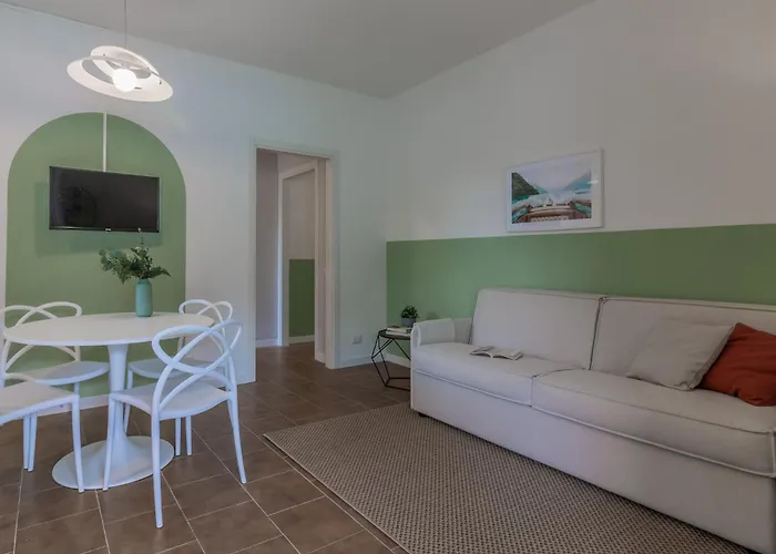 Guesthost - Beautiful View 3&4 Apartment *